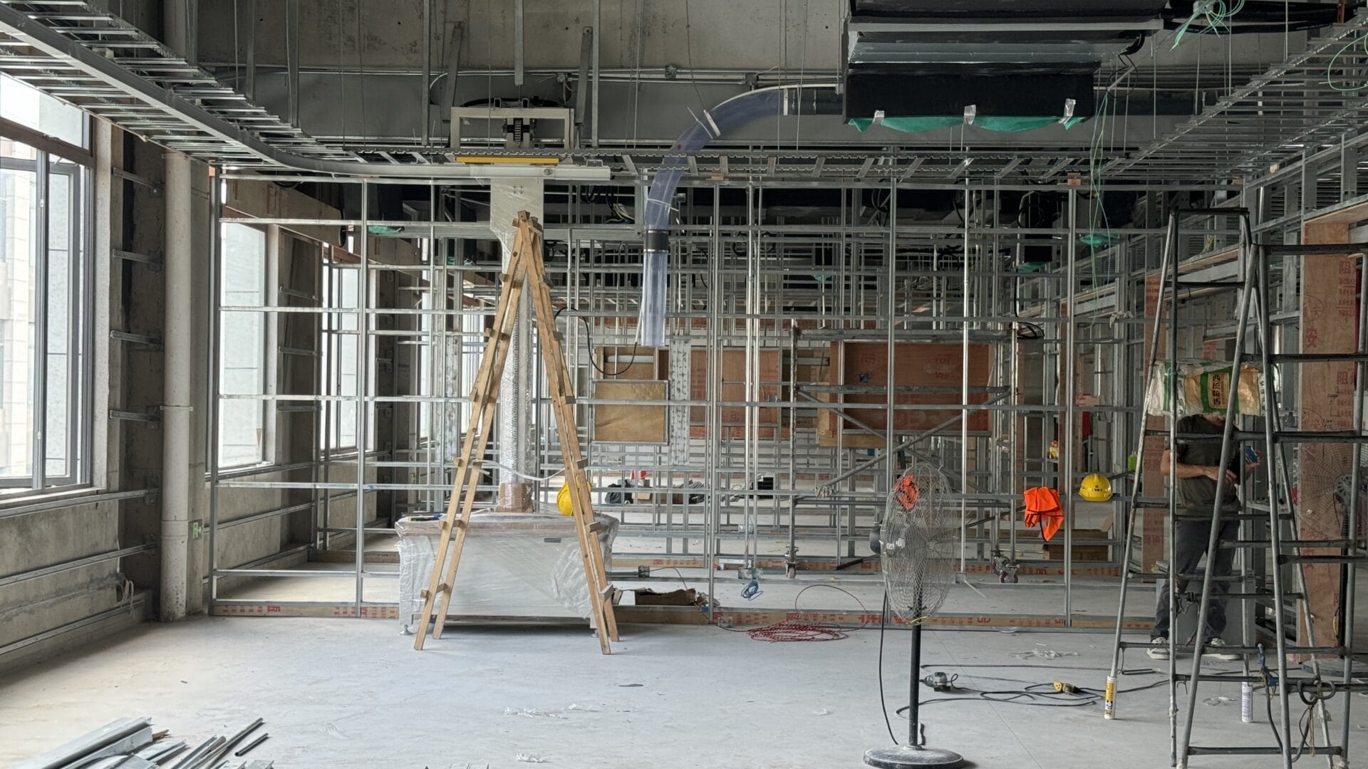 Modular Operating Theater Under Constructure by icarelife