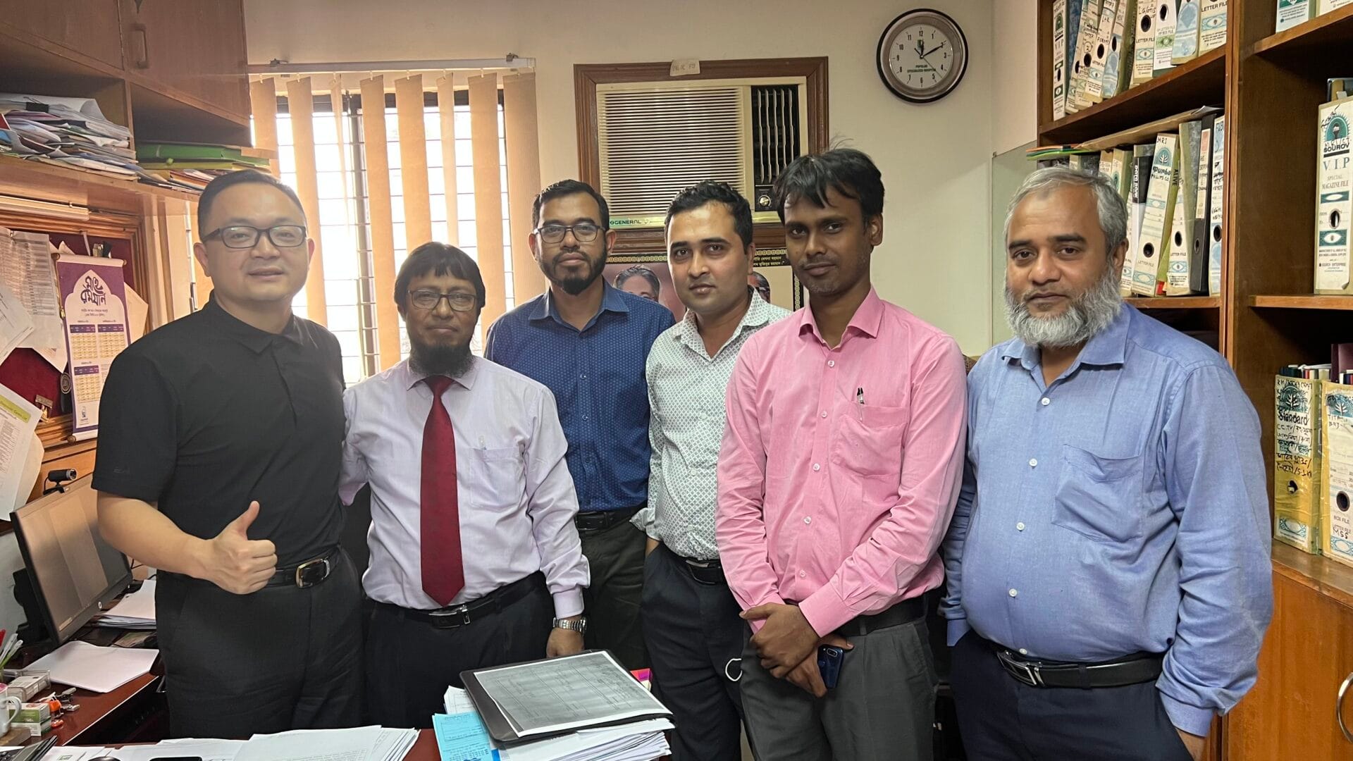 iCareLife installation team setting up Laminar Airflow Ceilings at Popular Hospital