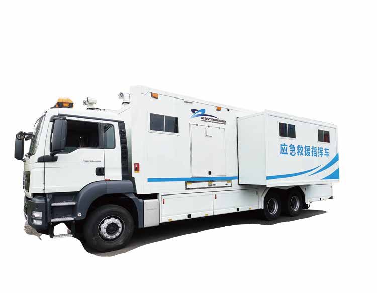 Communication and Command Vehicle — command cabin