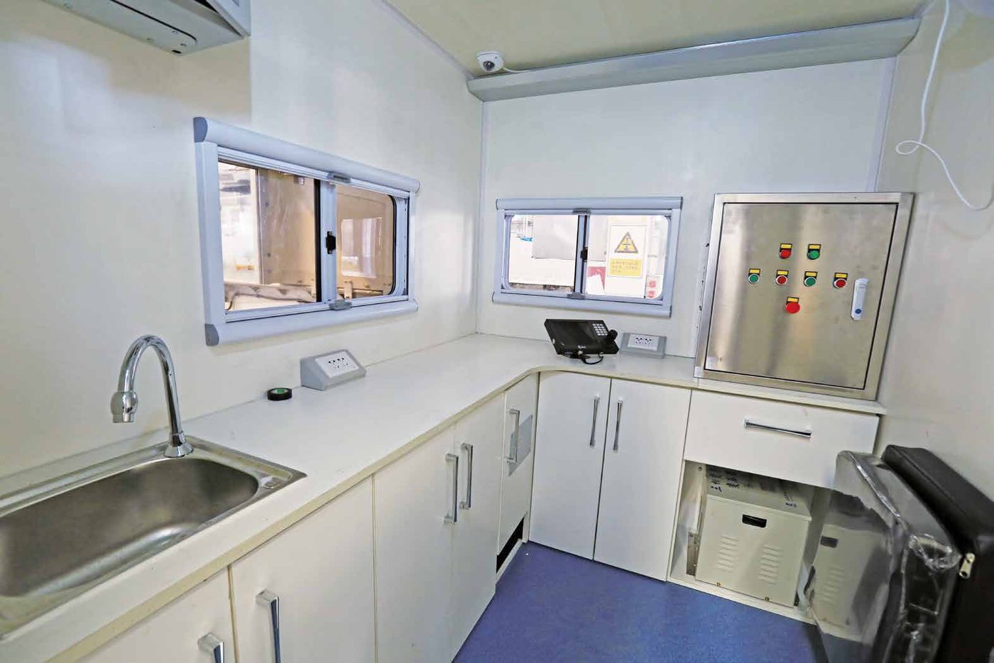 Epidemic-prevention and Disinfection Vehicle