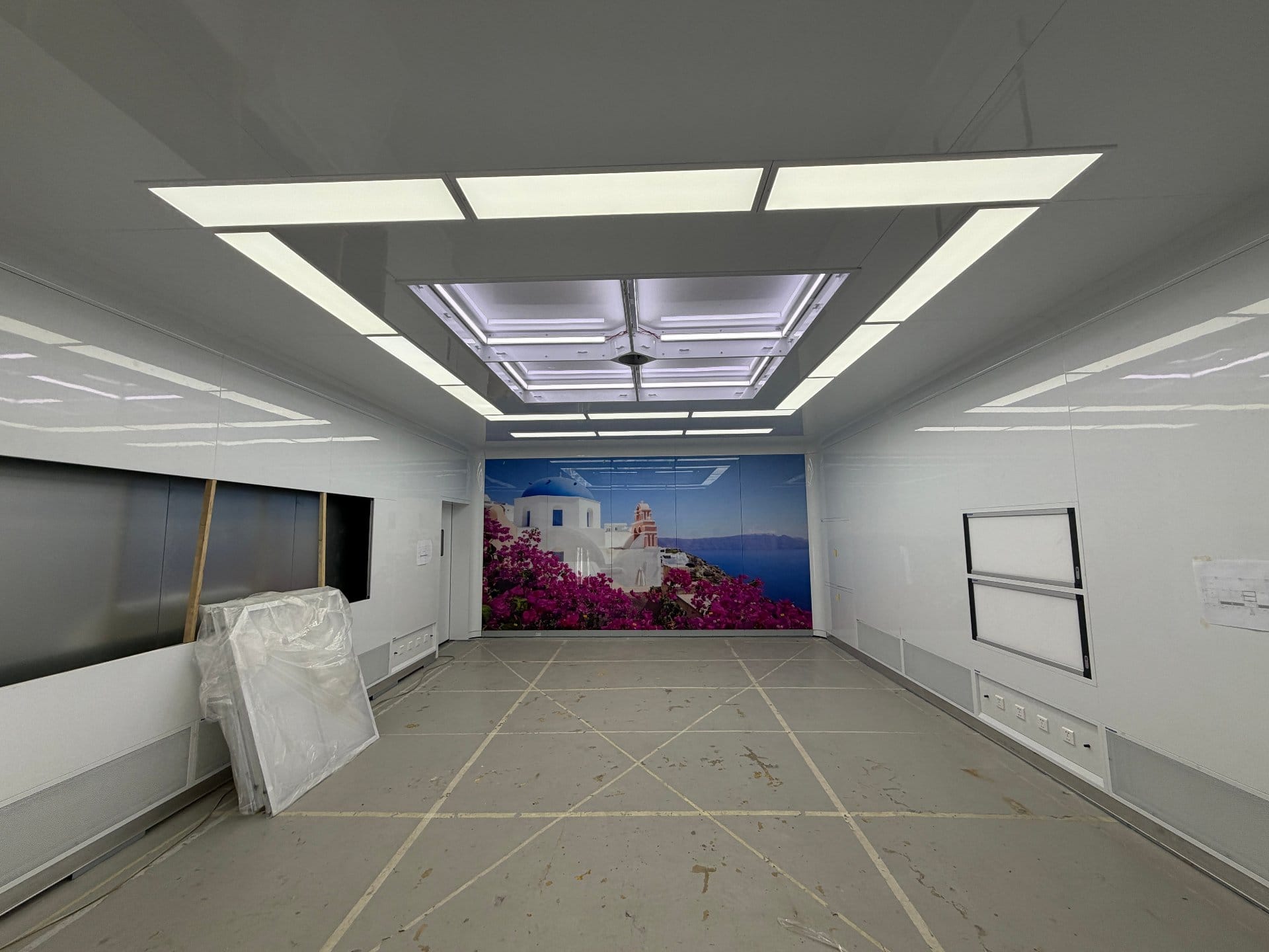 Finished modular operating room with laminar flow ceiling and printed glass wall in Quezon City showroom