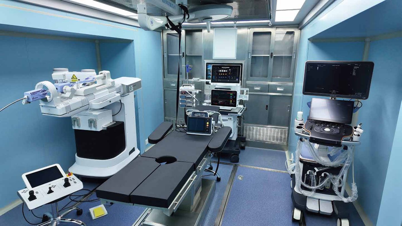 General Surgical Vehicle — mobile operating room